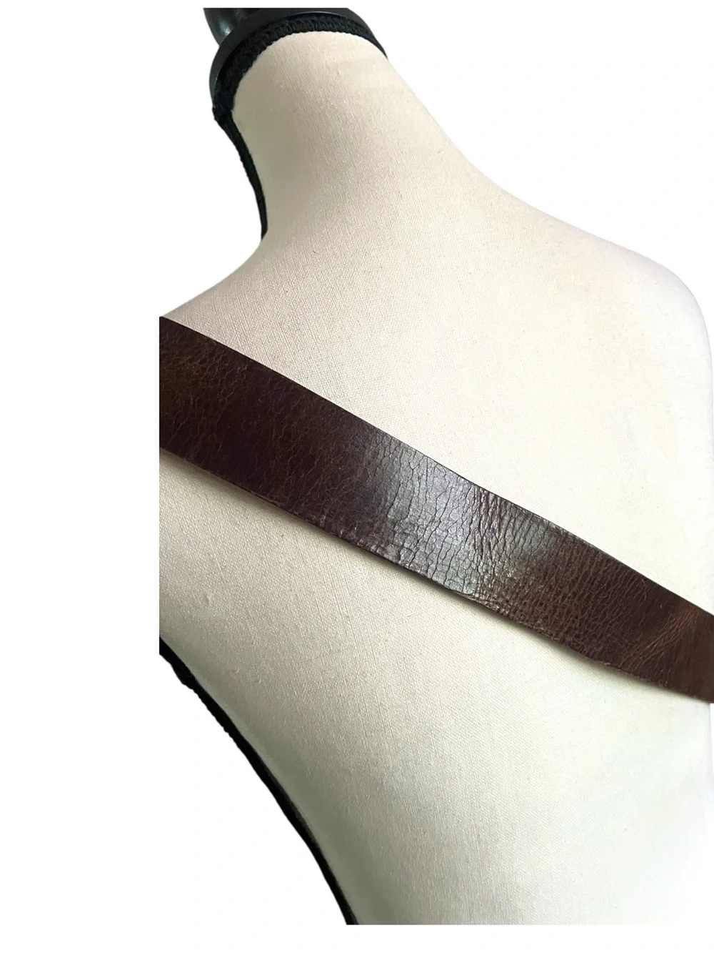 Y2K Guess Rhinestone and Studded embellishment Leather logo plague belt.SZ.L
